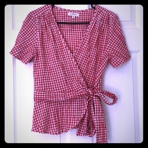 Max studio wrap top blouse. Red-white grid fabric